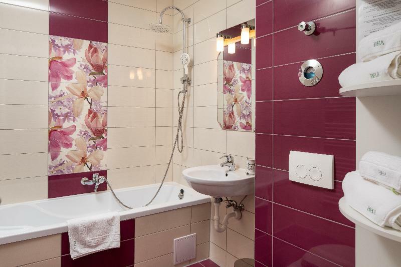 Brasov Holiday Apartments - Magenta Eksteriør billede